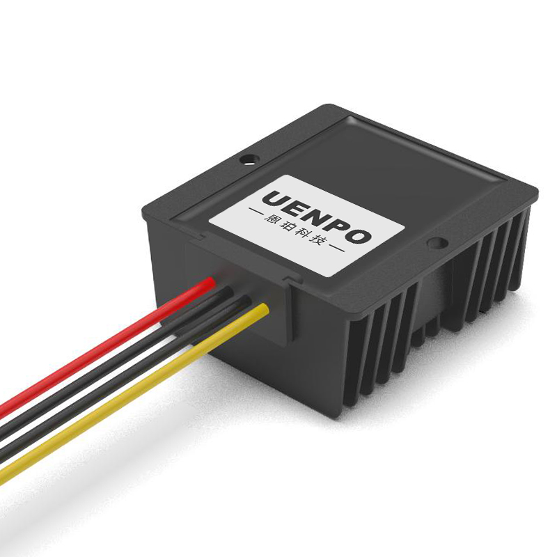محول طاقة DC-DC من 24 فولت 36  - مراجعة 72V 15A Fast Charger وسعره